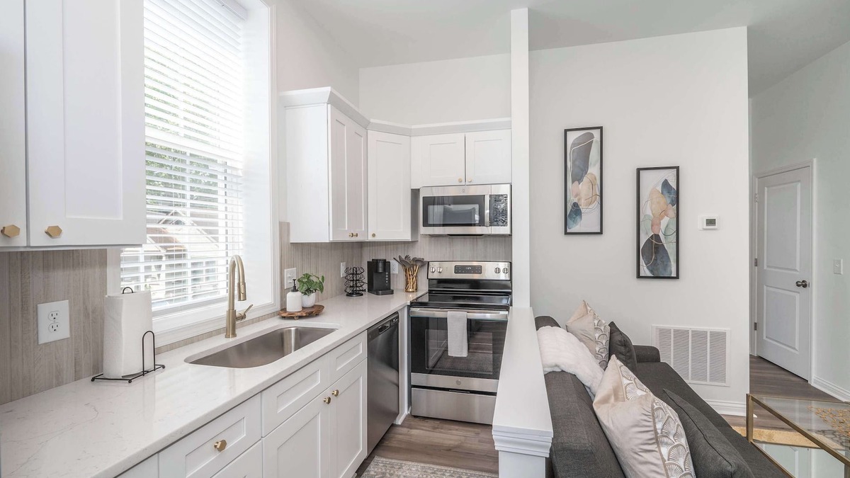 Covington Condo | Covington Charm 201