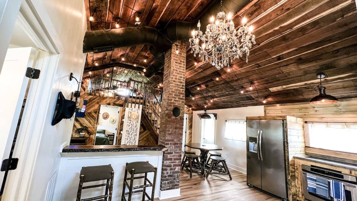 West Newton Apartment | Cowboy Bunkhouse hot tub Lake Farm Nature