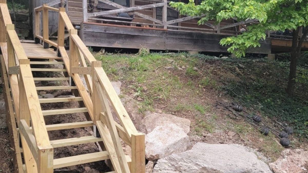 Marthasville Cabin | Cowboy Cabin, come sit under the trees