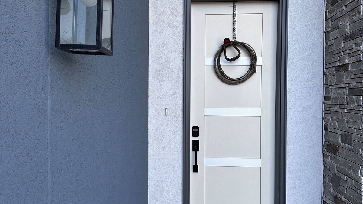 Elko House | Cowboy Chic townhome with AC in Elko