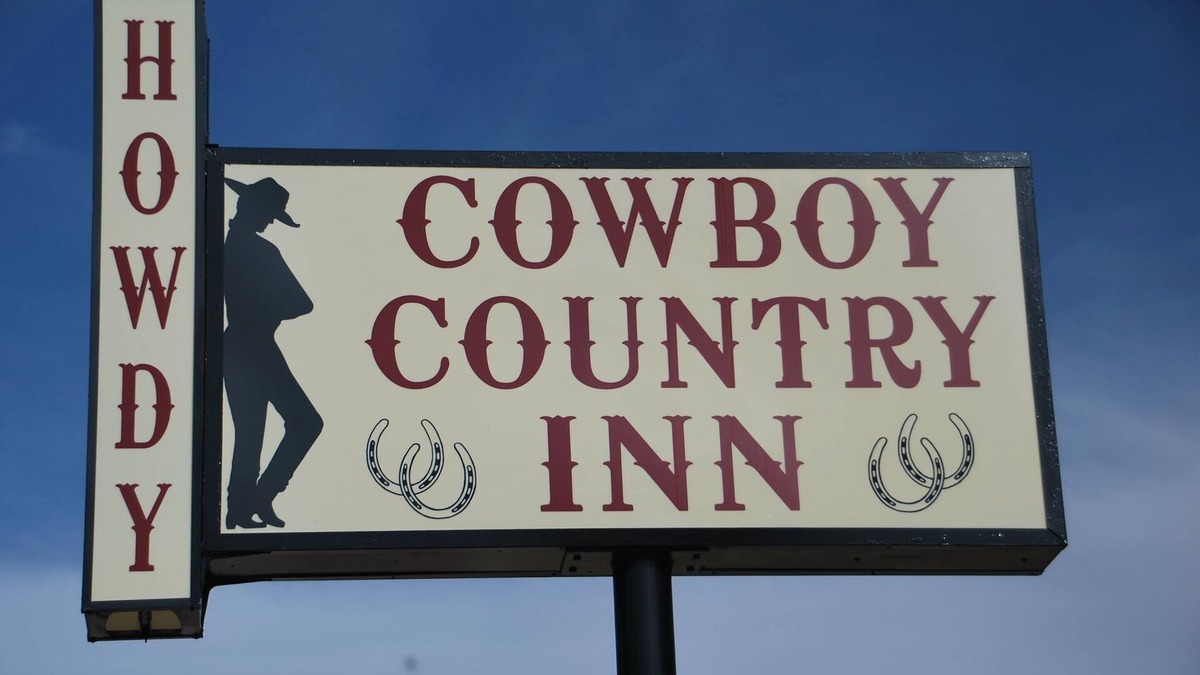 Escalante Hotel | Cowboy Country Inn - Two-room Suite