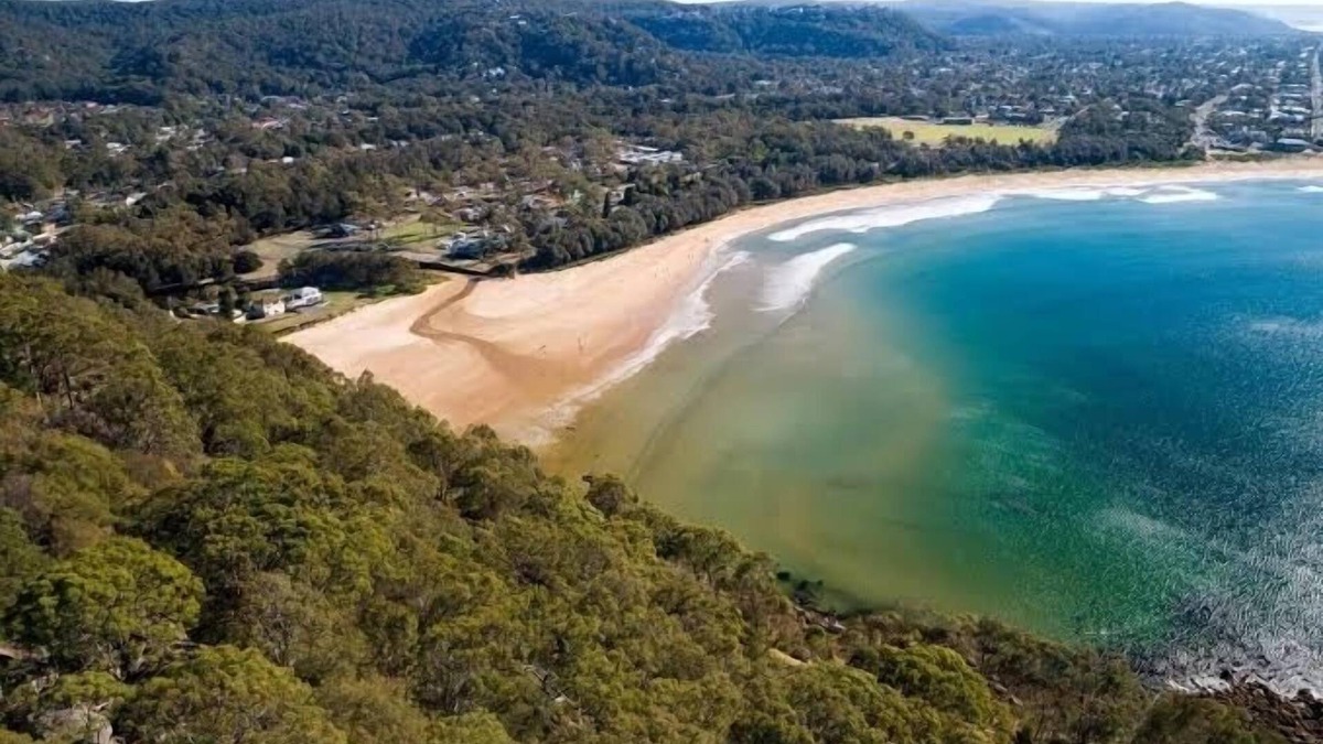 Umina Beach House | Cowper Cottage ~ Umina Beach ~ Family retreat