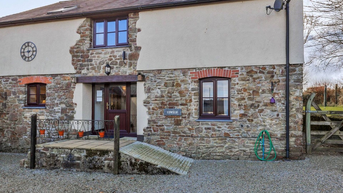 Holsworthy House | Cowslip by Interhome