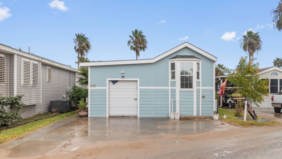 Port Isabel Cottage | Cozy 1 bed retreat in Port Isabel, perfect for a getaway.