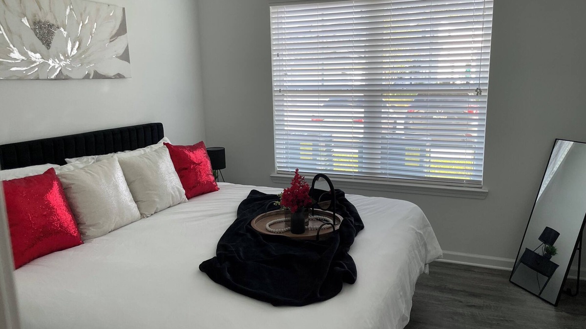 Orange Park Apartment | Cozy 1-bedroom apartment with WiFi, fitness room in brilliant Jacksonville