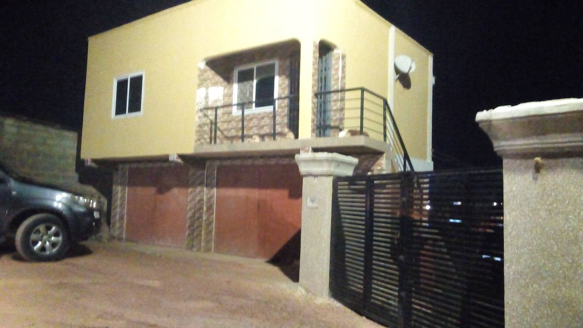 Cape Coast Apartment | Cozy 1-bedroom apartment with AC, WiFi and kitchen in Cape Coast Abura New Town