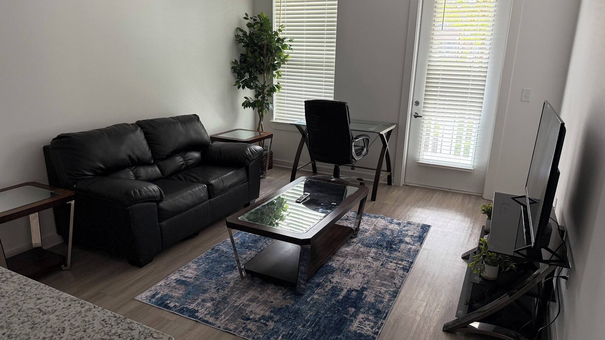 Kennesaw Apartment | Cozy 1-bedroom apartment in charming Kennesaw with AC