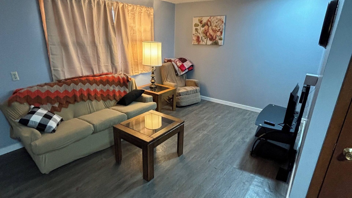Sheldon Apartment | Cozy 1-bedroom apartment in Sheldon with AC, WiFi On a quiet street