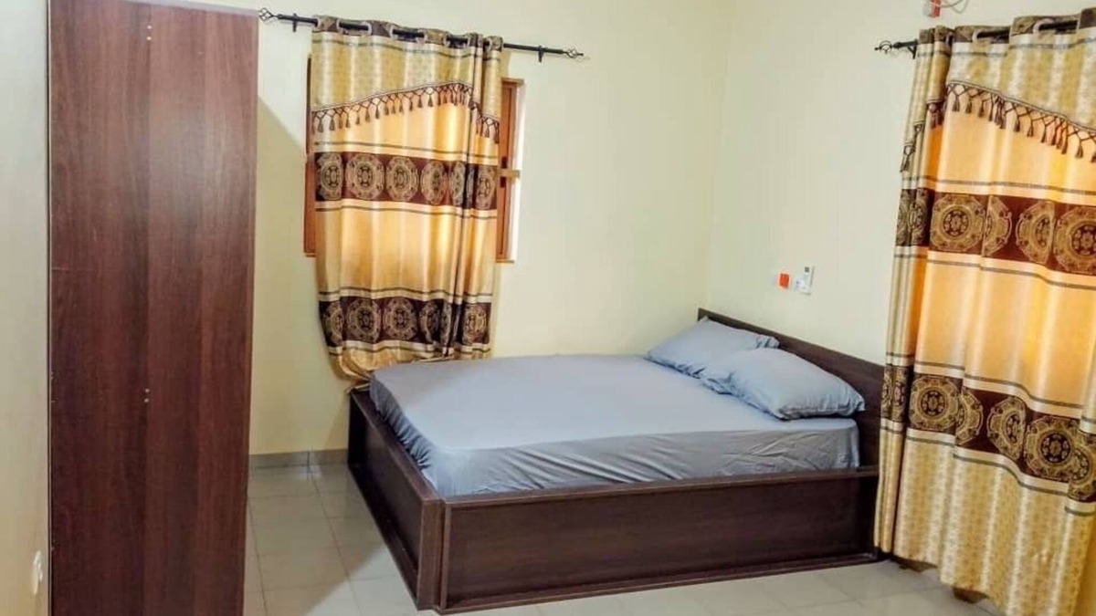 Lome Apartment | Cozy 1-bedroom apartment in beautiful Lomé with AC and internet.