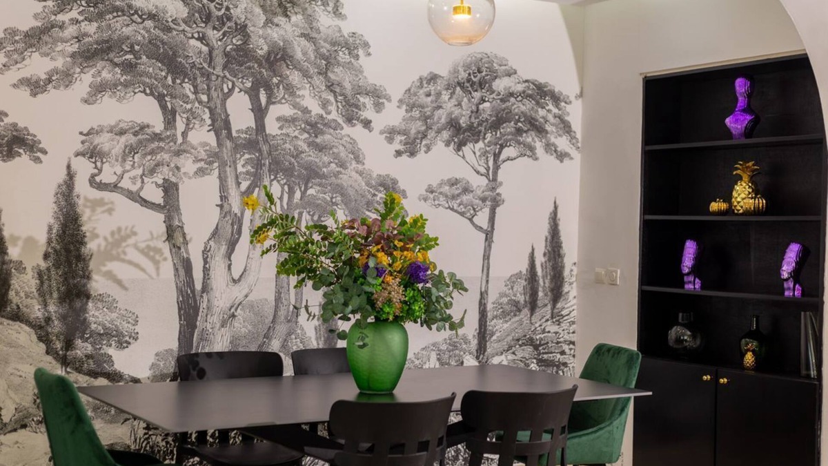 Presidence Apartment | Cozy 1-bedroom flat in downtown Plateau-Abidjan, where nature and serenity meet.