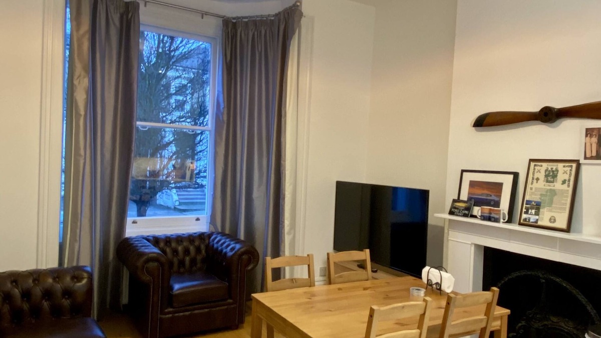 Askew Apartment | Cozy 1 bedroom flat in Shepard’s Bush, London