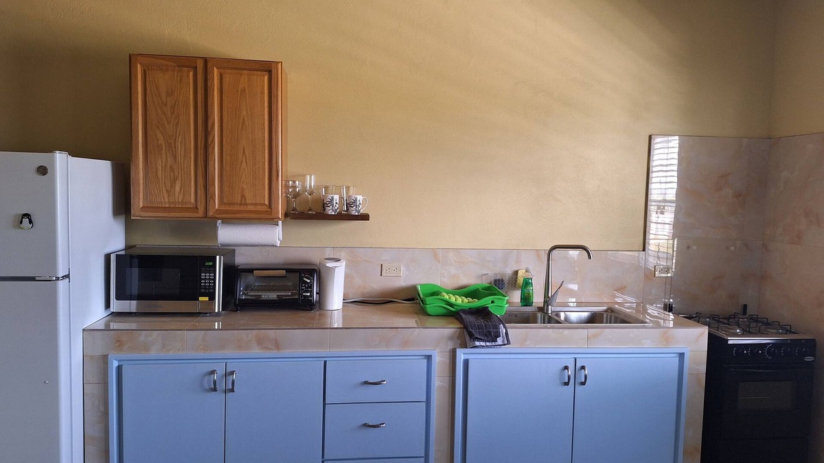 Island Harbour Apartment | Cozy 1-bedroom fully furnished apartment located in Island Harbour, Anguilla.