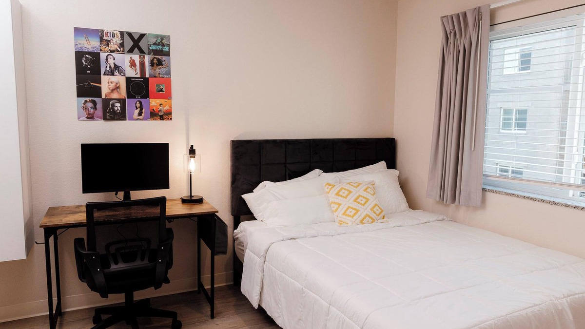 Clegg Apartment | Cozy 1-bedroom Modern Apartment: Central to Raleigh, Durham, Chapel Hill