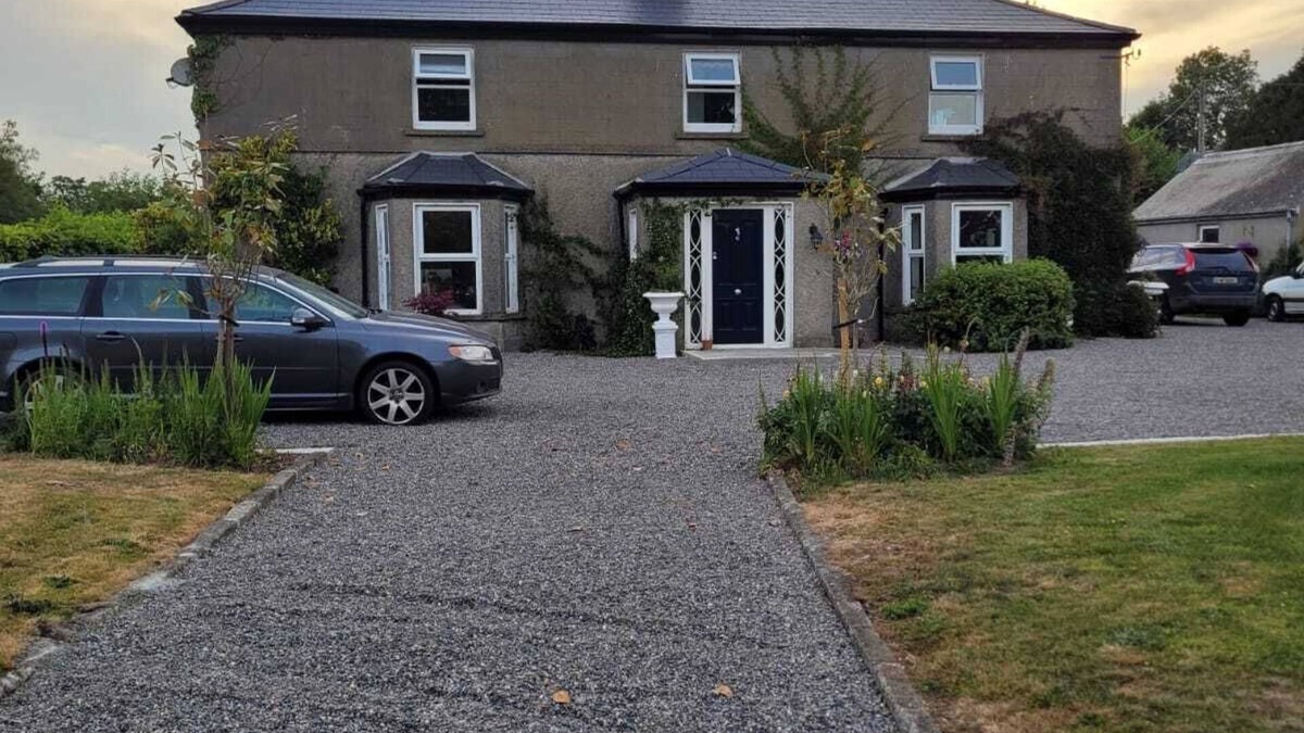 Rolestown Other | Cozy 1 Bedroom stay in Authentic 19th century Farmhouse near Dublin Airport
