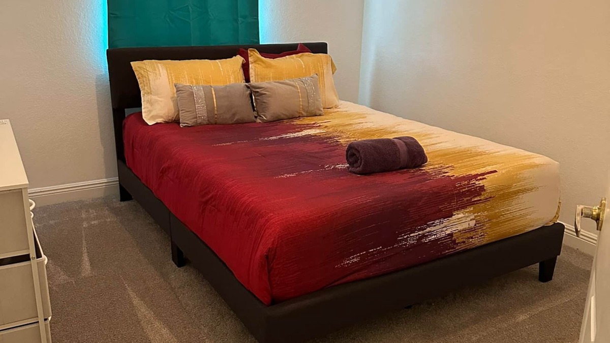 Miramar House | Cozy 1-bedroom townhome in welcoming Miramar with AC, WiFi, parking.