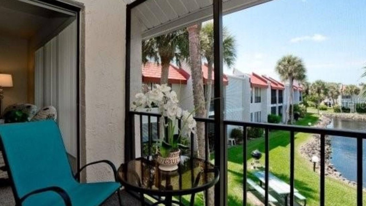 Bradenton Beach Condo | Cozy 1-bedroom condo with large pool, fishing pier, and pickleball courts