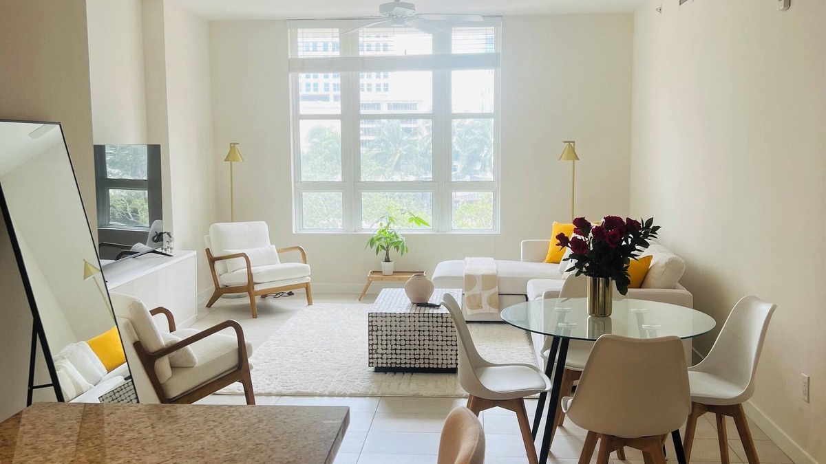 Riverwalk Fort Lauderdale Condo | Cozy 1-bedroom condo with WiFi, fitness room in beautiful Fort Lauderdale