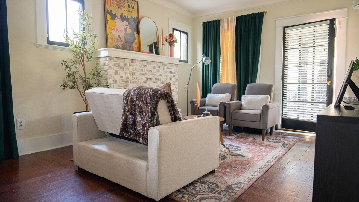 South Eola Apartment | Cozy 1-bedroom with a beautiful backyard in awesome Orlando
