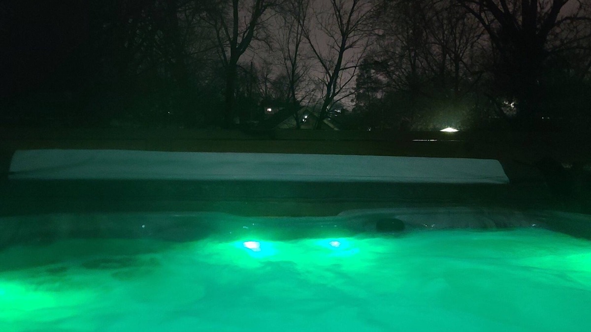 Lansing House | Cozy 1-bedroom with Hot Tub