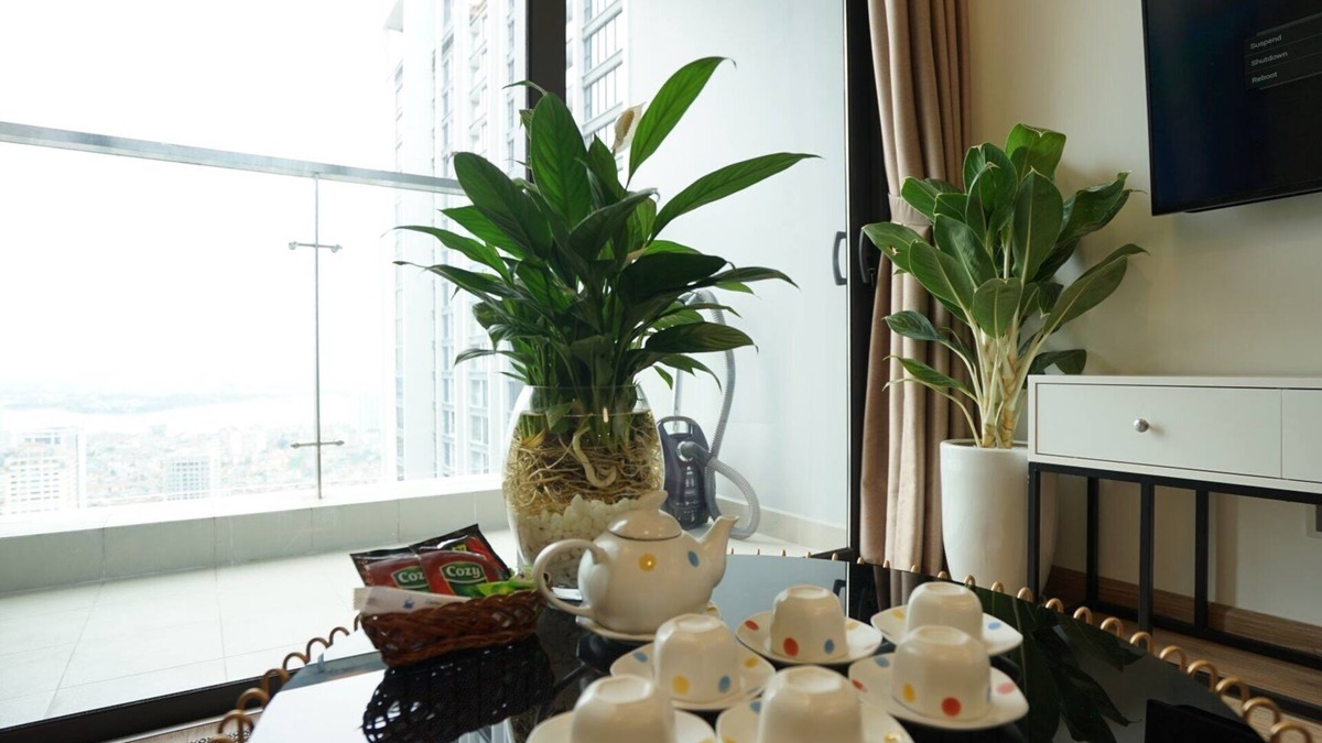 Ba Dinh Apartment | Cozy 1-bedroom with WiFi and AC in Vinhomes Metropolis Hà Nội