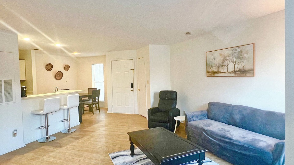 Lake Wylie Condo | Cozy 1BD/1BA condo in Lake Wylie & Charlotte, NC. Nestled in a tranquil setting