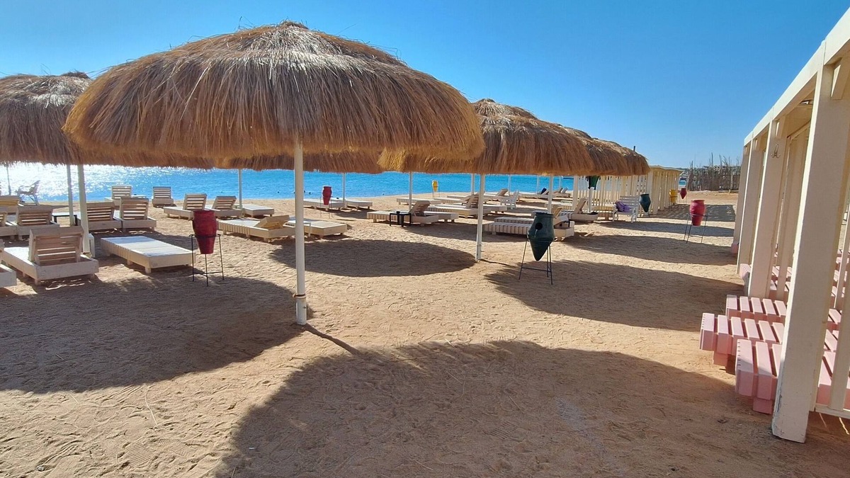 Al Mamsha El Seyahi Apartment | Cozy 1BR in Princess Resort with Pools & Private Beach