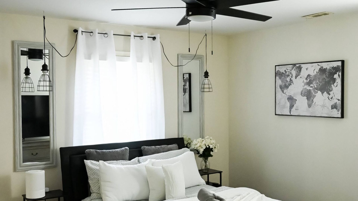 College Park Apartment | Cozy 2 Bedroom 2 Bathroom in Atlanta Ga