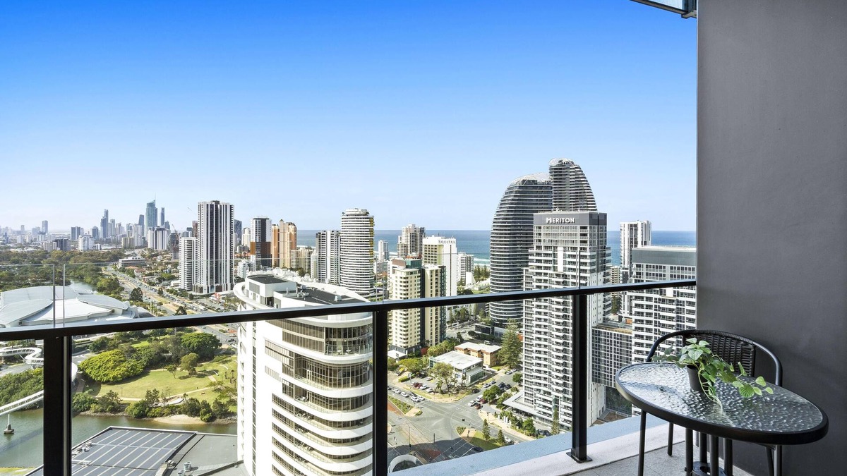 Broadbeach Waters Apartment | Cozy 2 Bedroom Apartment (No Parking) - Q Stay (12801 - 3N - NB)