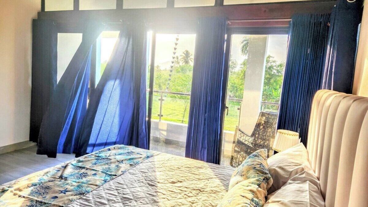 Los Brazos Apartment | Cozy 2-bedroom apartment in lovely Sabaneta with WiFi, AC