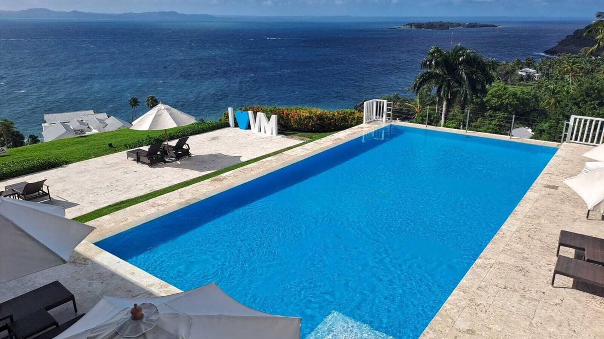 Samana Apartment | Cozy 2-bedroom apartment in welcoming Samana , Pool and Private beach