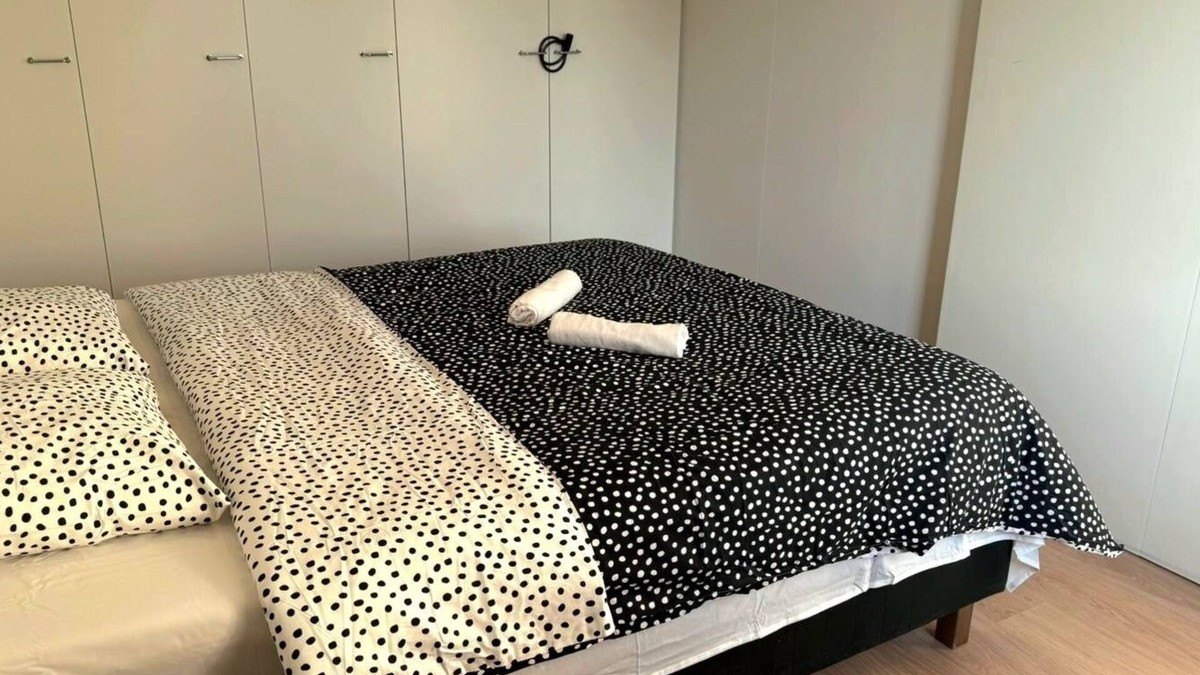 Espoo Apartment | Cozy 2 Bedroom Apartment in Central Espoo, Close to Matinkylä Metro Station