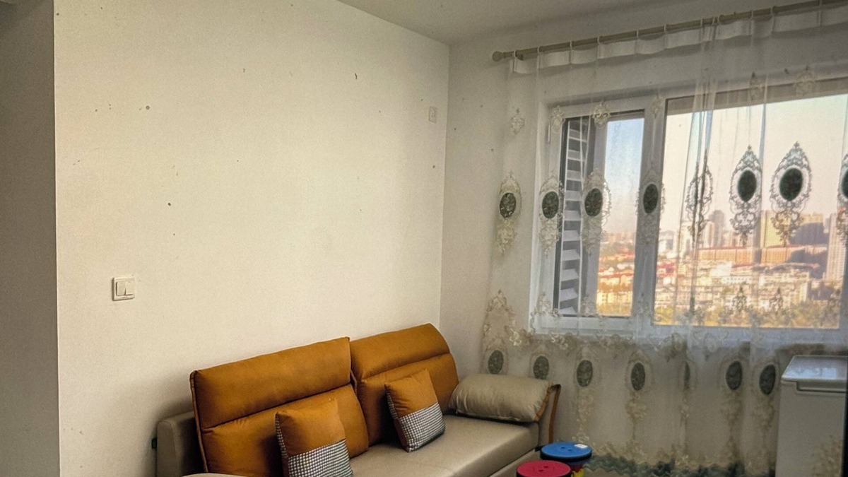 Yantai Condo | Cozy 2-bedroom condo in lovely Yan Tai with AC, WiFi