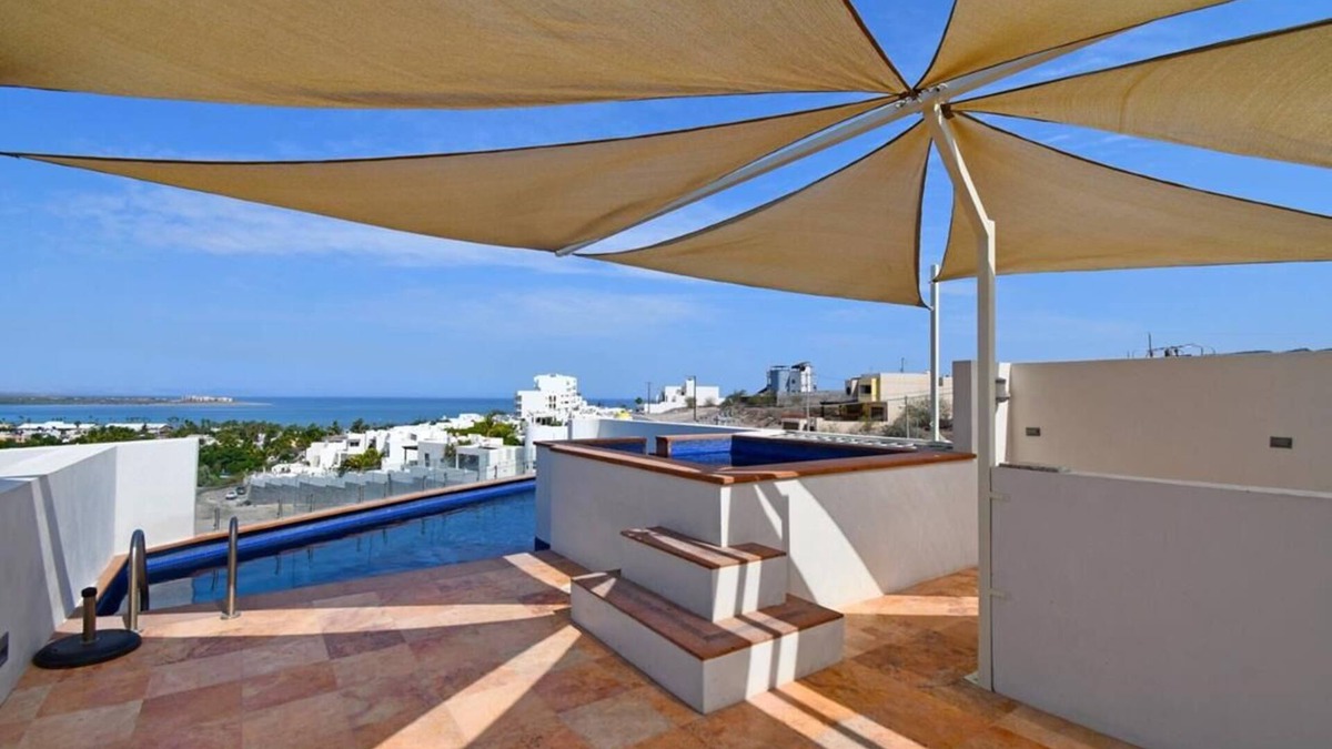 Colina del Sol Condo | Cozy 2-bedroom condo in peaceful La Paz with WiFi, AC and beautiful bay view
