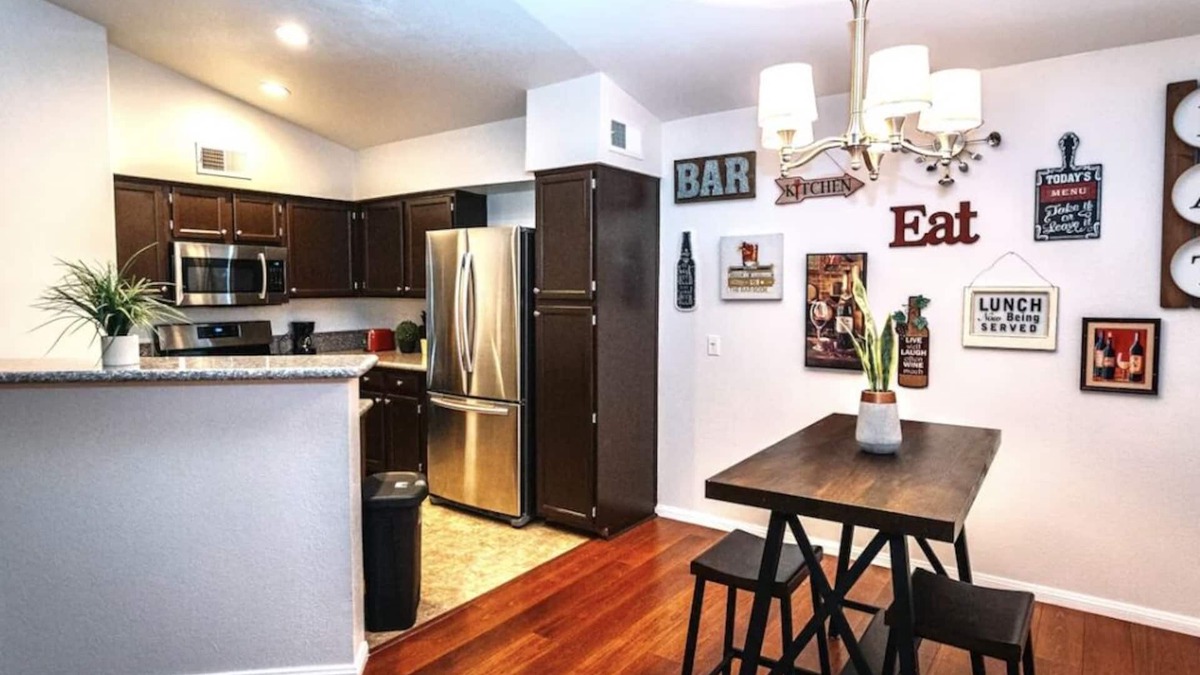 Las Vegas Condo | Cozy 2-bedroom condo Min from strip and Allegiant Stadiuam