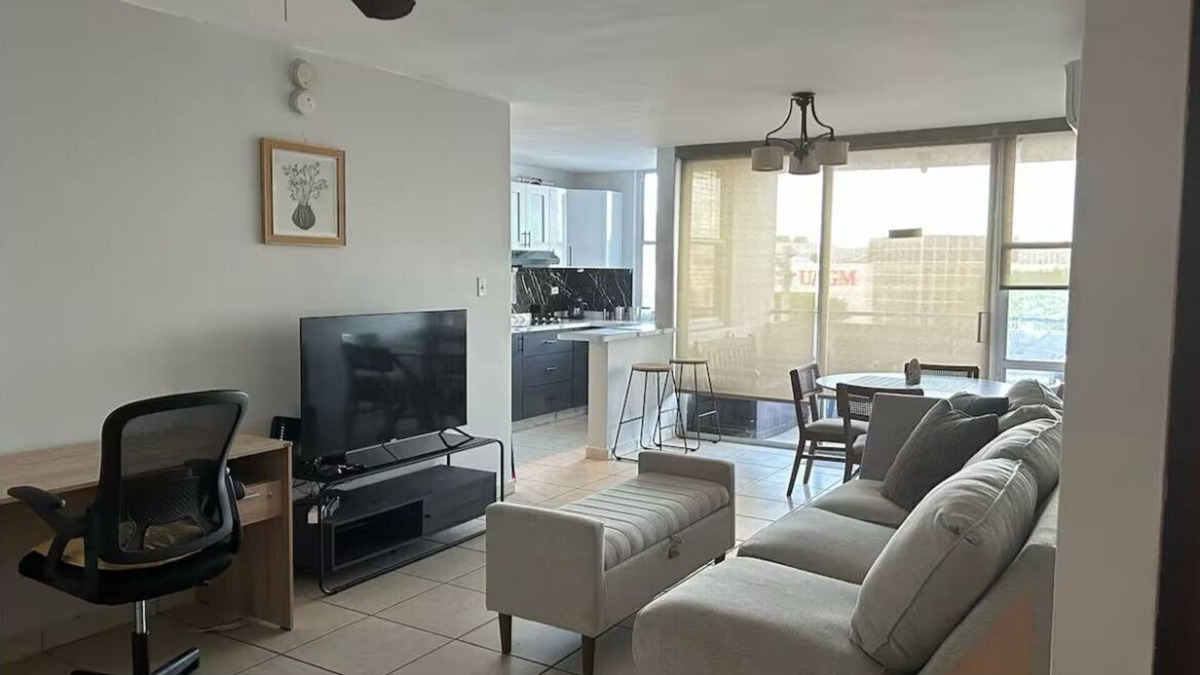 Sabana Abajo Condo | Cozy 2 bedroom condo with pool near the airport in Carolina PR