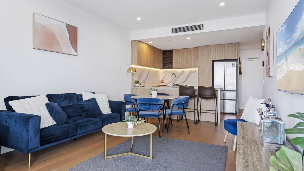 Broadbeach Apartment | Cozy 2 Bedroom Ocean View Unit No Parking - Q Stay