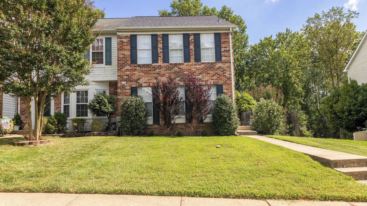 Bel Air South House | Cozy 2-bedroom townhome in superb Bel Air close to dining, shops and local charm
