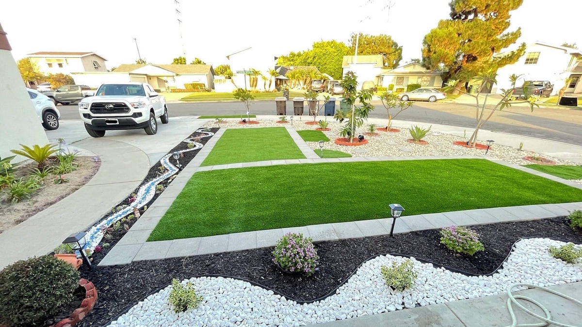 Fountain Valley Apartment | Cozy 2-bedroom loft in Central OC, pet friendly