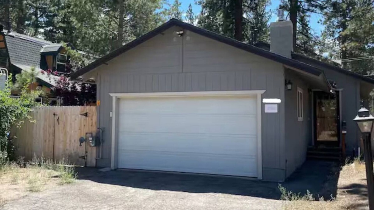 Al Tahoe House | Cozy 2-bedroom house in South Lake Tahoe, walking distance to the lake.
