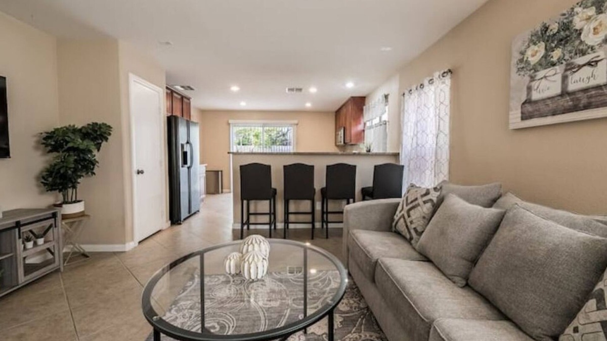 Enterprise House | Cozy 2bdrm house near M Resort