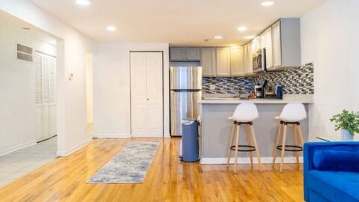 Bronzeville Apartment | Cozy 2BR/2BA Near Downtown-Chi