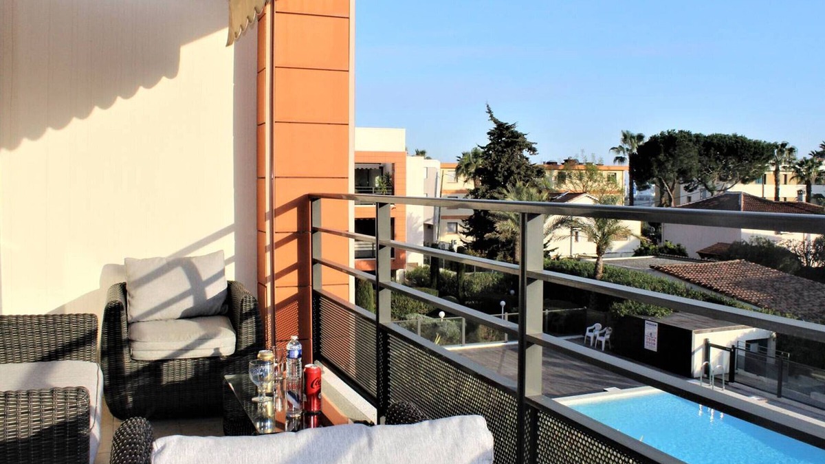 Villeneuve Loubet Beach Apartment | Cozy 2BR APT with Terrace, Pool & Parking - Steps from Beach & Station