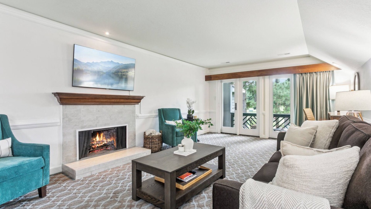 Kingsmill Condo | Cozy 2BR Condo in historic Williamsburg- 5 minutes to Busch Gardens!