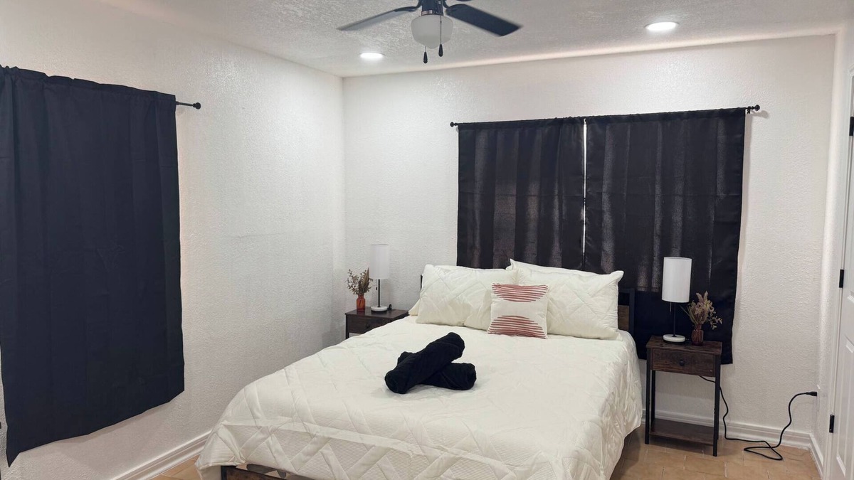 Texas Gulf Coast House | Cozy 2BR Near Downtown & Border