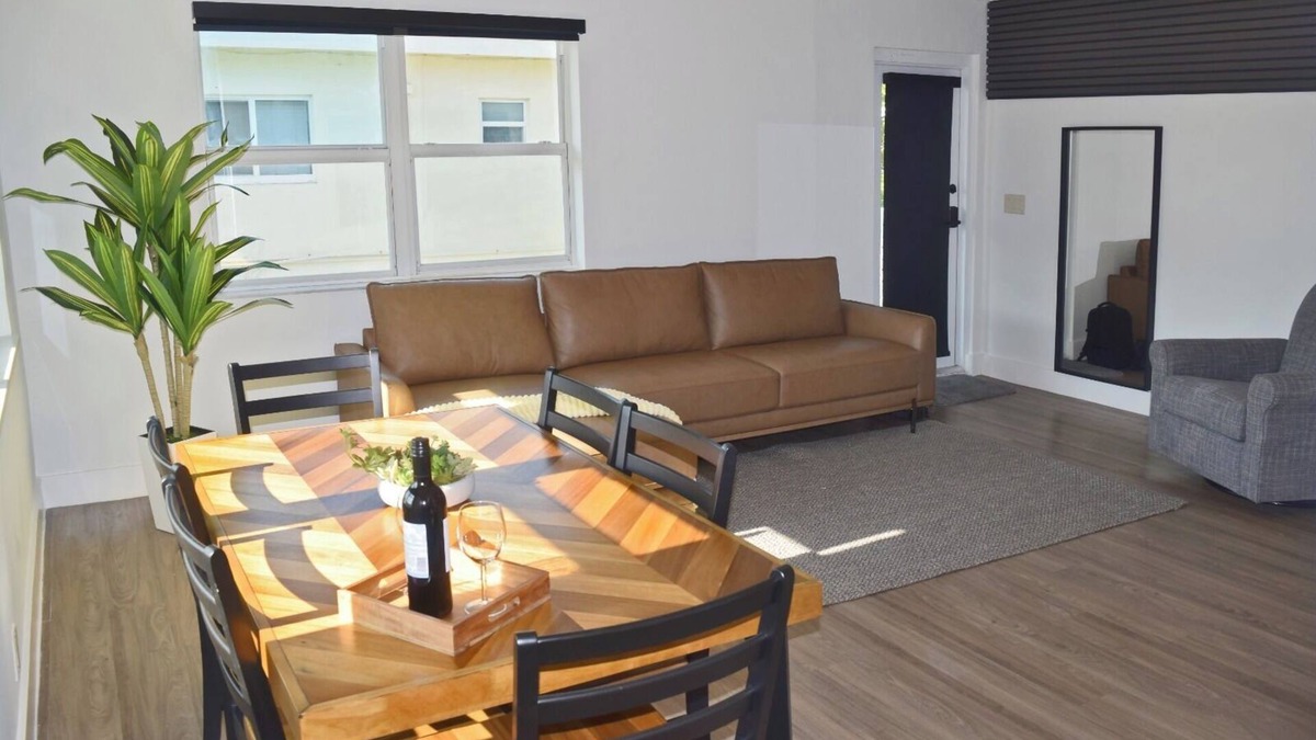 East Fort Lauderdale Apartment | Cozy 2BR Apt Near Beach, Prime Location
