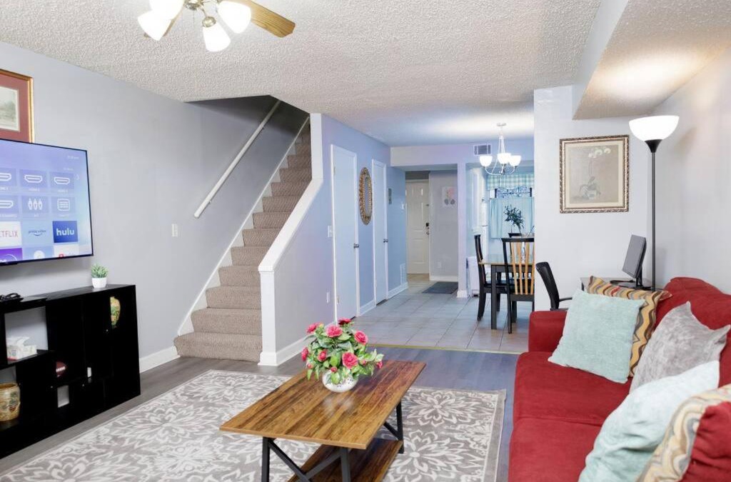 Athens Apartment | Cozy 3-Bed Athens Getaway, Right Near UGA!