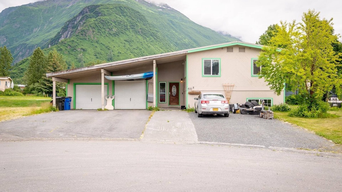 Valdez Apartment | Cozy 3-bedroom apartment in the heart of Valdez with WiFi