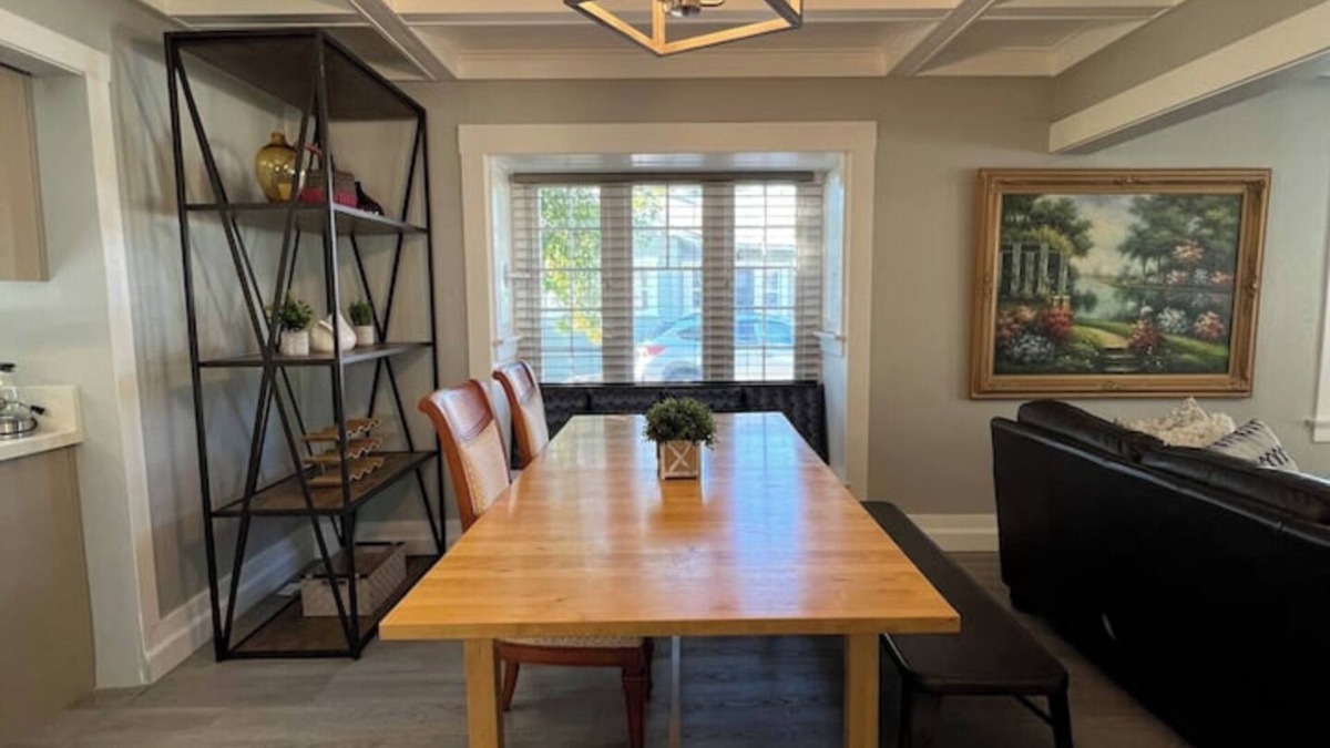 Mid Central House | Cozy 3-Bedroom Bungalow Near Old Town Pasadena