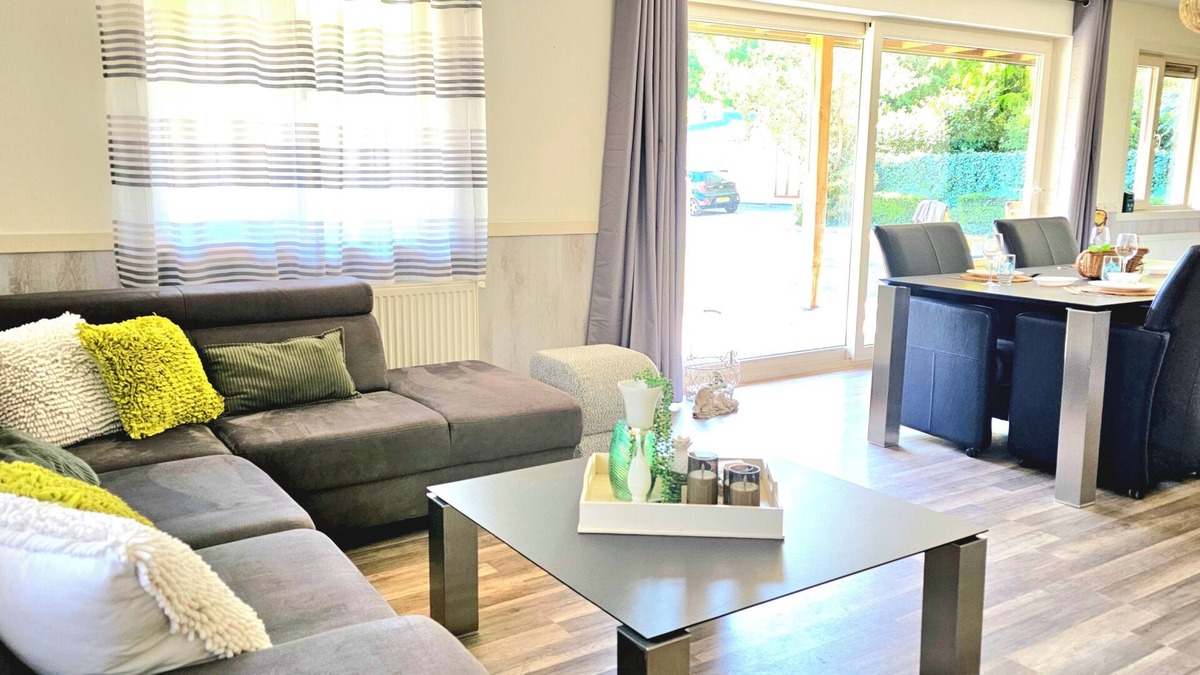 Erm House | Cozy 3-bedroom bungalow in Ermerstrand (Netherlands)