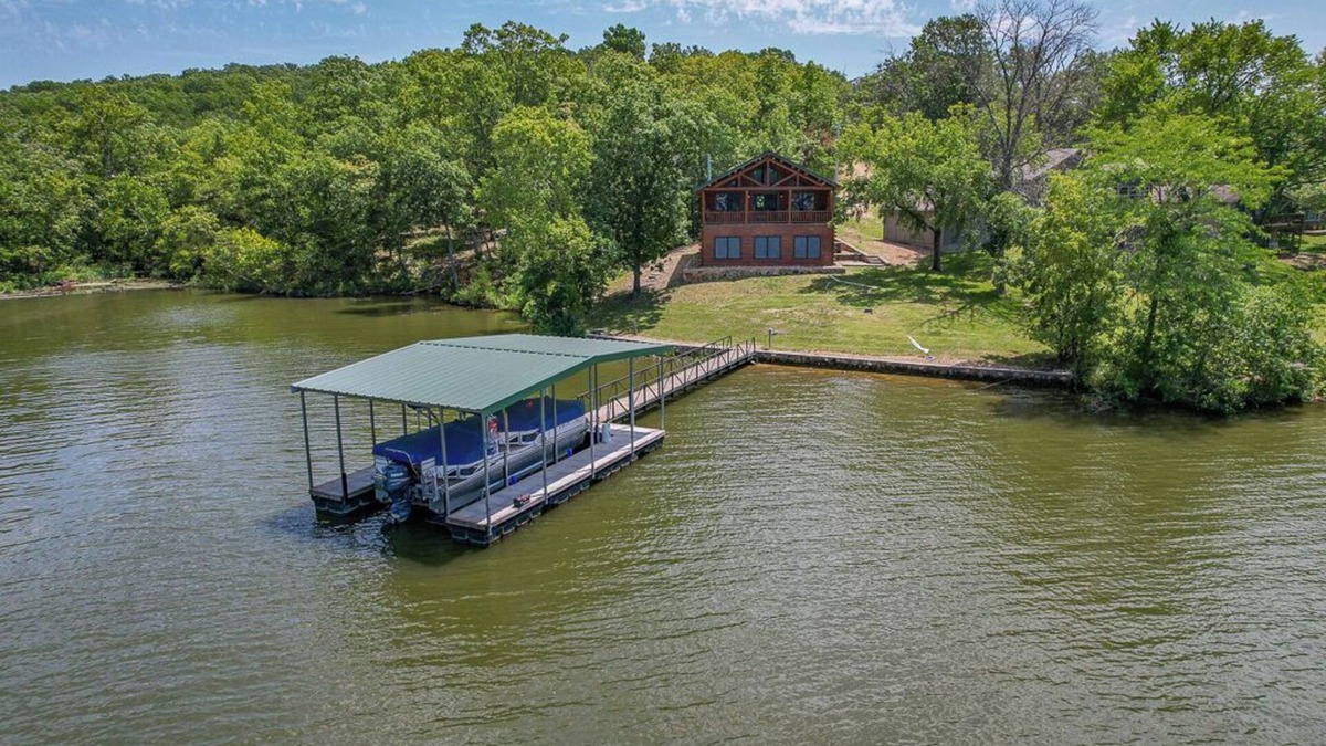 Edwards Cabin | Cozy 3-bedroom cabin with AC and WiFi in lovely Edwards